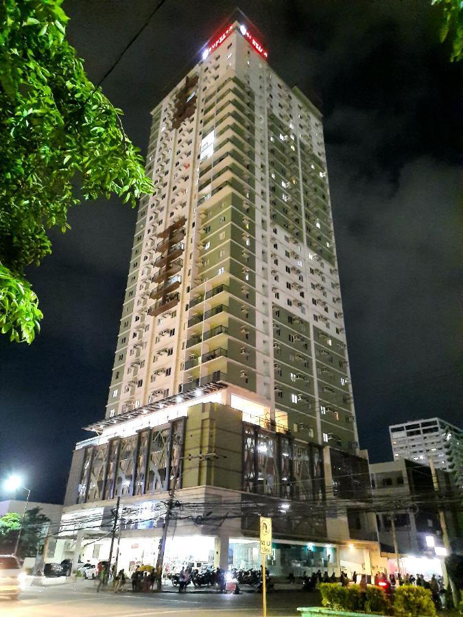 1809 Sunvida Tower Condo Across Sm City 세부 외부 사진